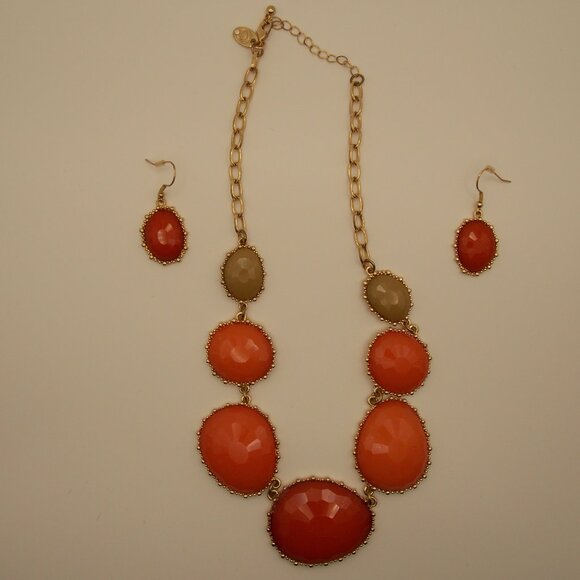 Necklace and Earring Set - Picture 2 of 4